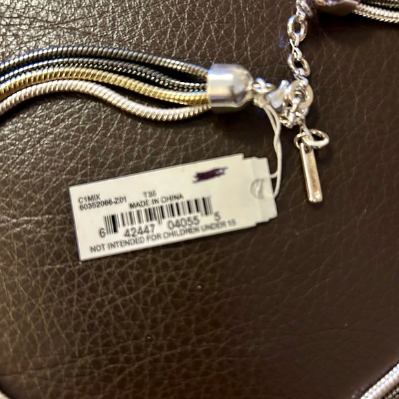 Nine West NWT stylish mixed metal and rhinestone necklace. - Picture 3 of 7